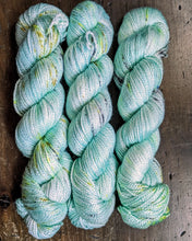 Load image into Gallery viewer, St. James Avenue