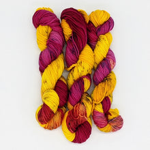 Load image into Gallery viewer, Queens Blvd